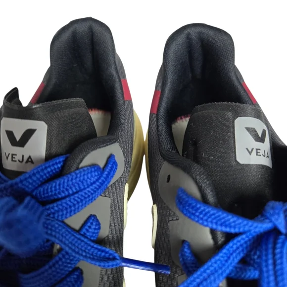 Veja‎ Dekkan Alveomesk Grafite Pierre Vibram Sneakers Men's Size 11